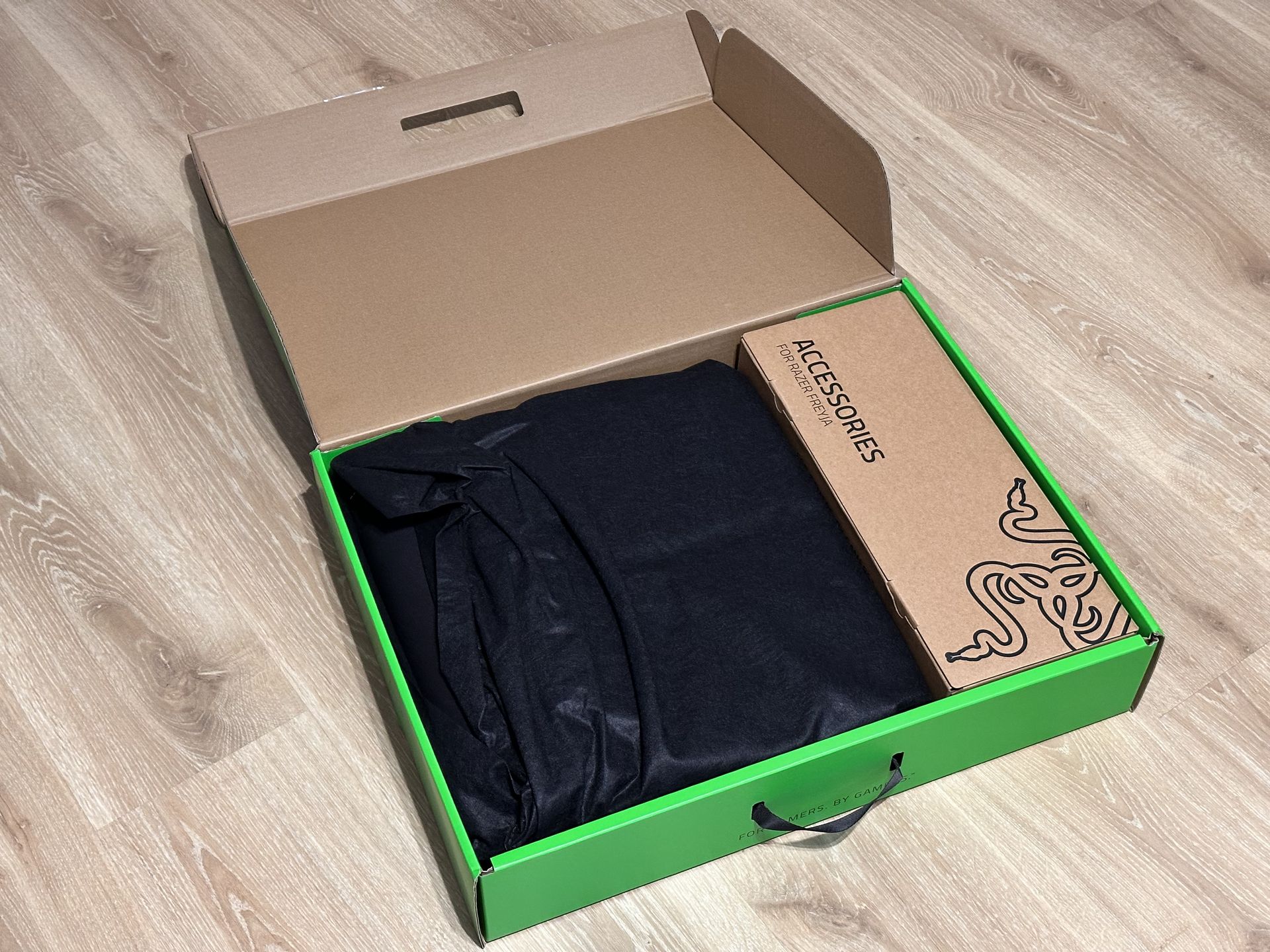 Razer Freyja