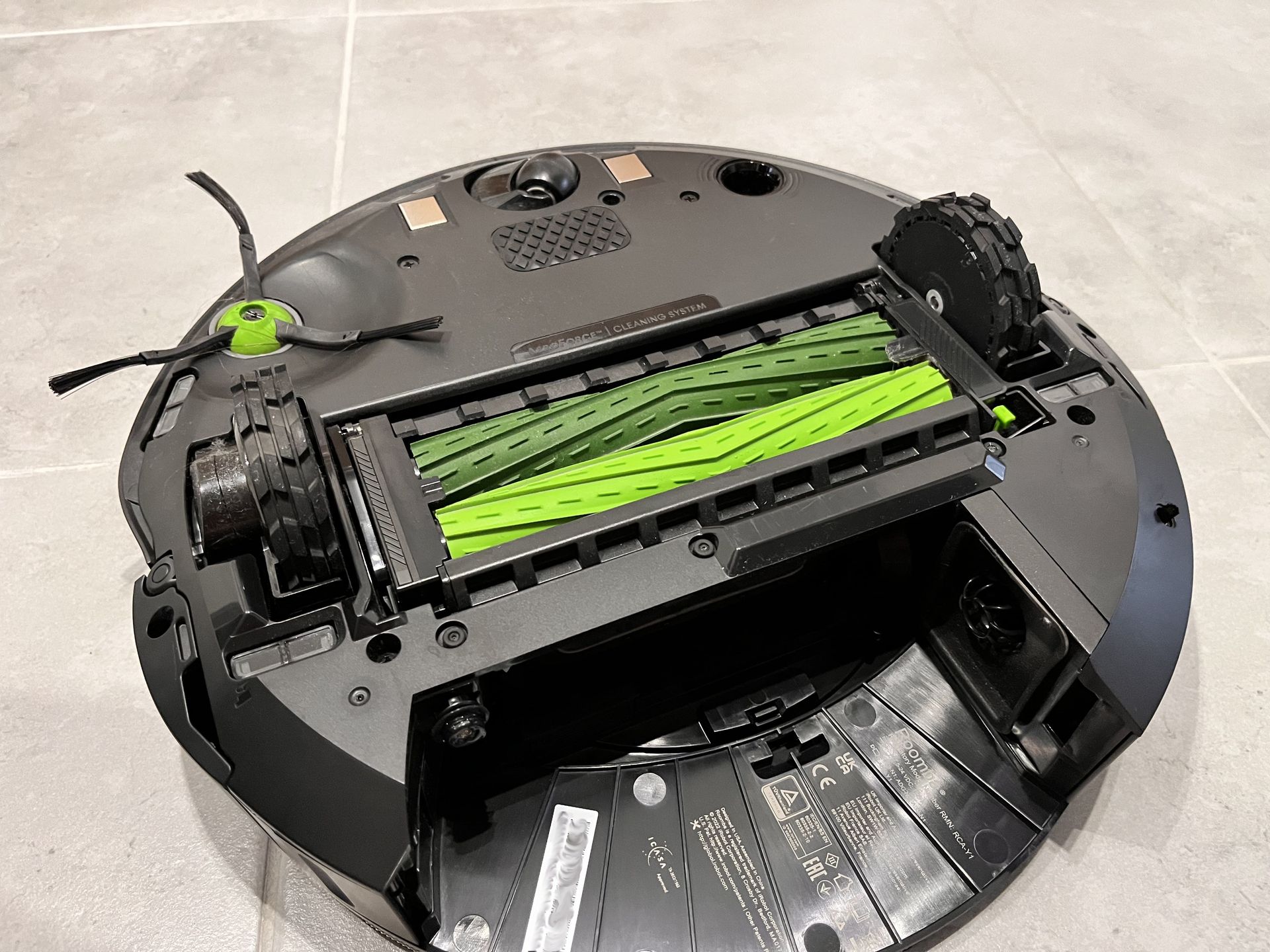 iRobot Roomba j9+ Combo