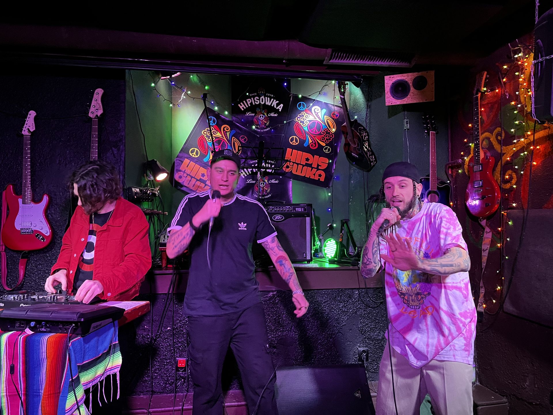 bulsjarz i Zeszyty na scenie Hipisówki