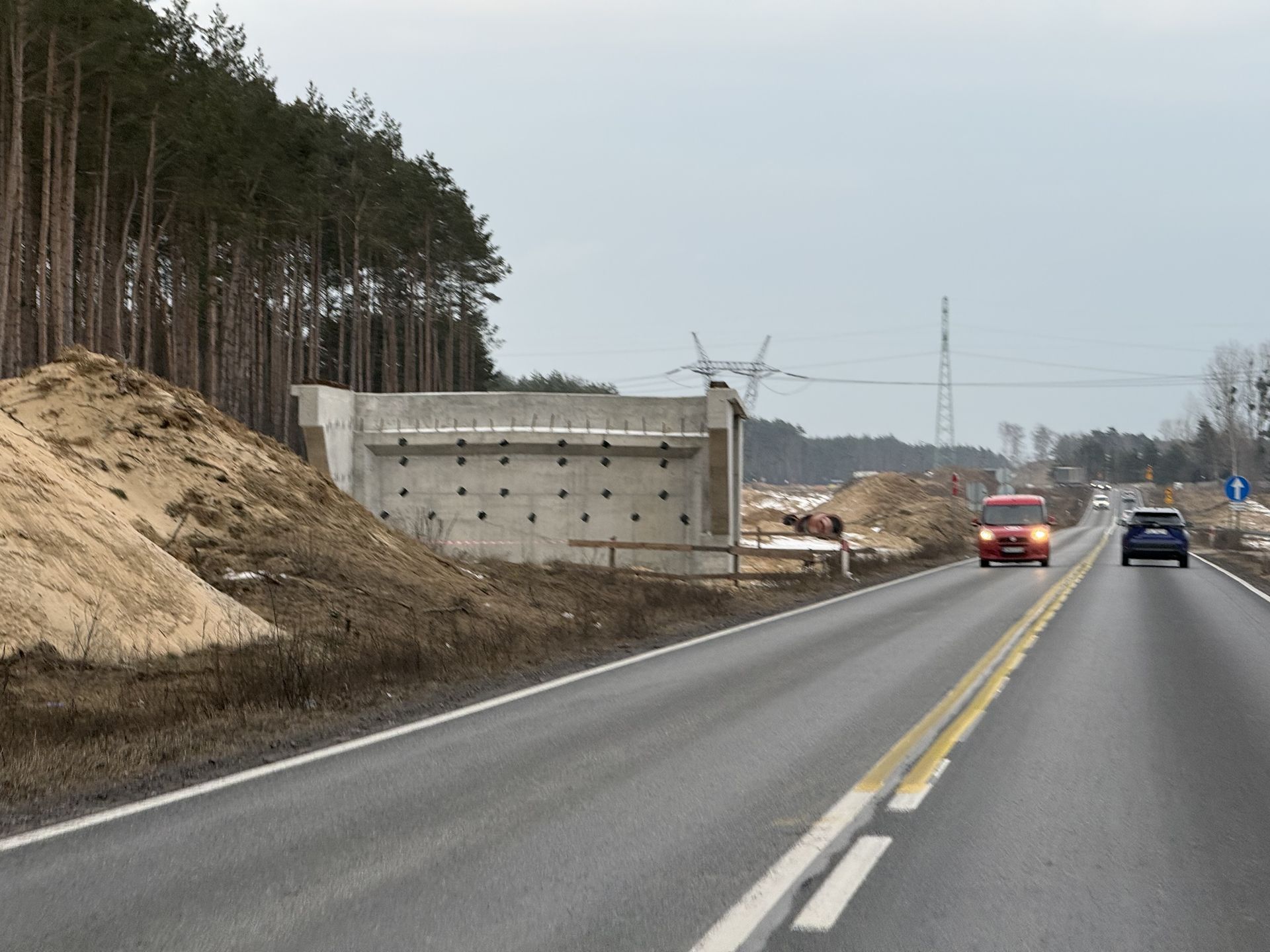 Kolejne obiekty mostowe powstają na trasie S10.