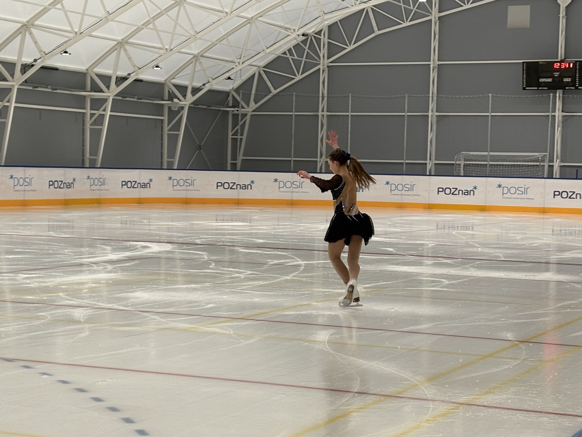 Otwarcie nowej całorocznej hali sportowej z lodowiskiem