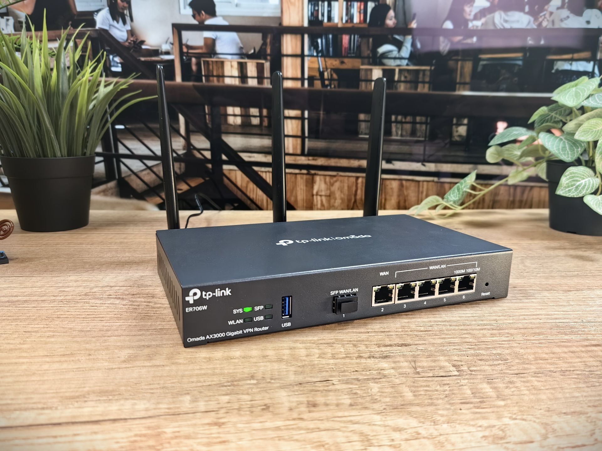 Ruter TP-Link ER607W w swoim naturalnym środowisku