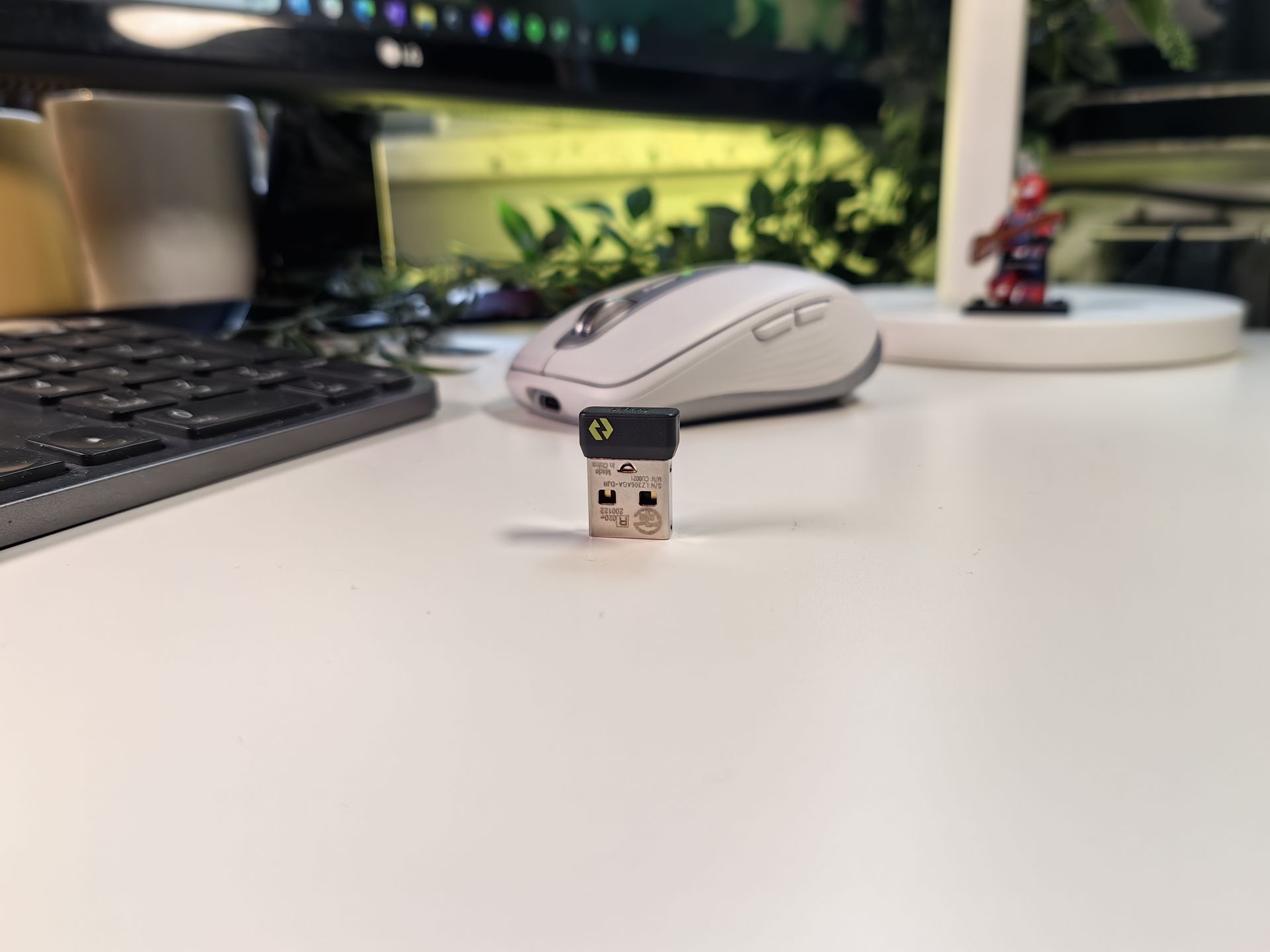 Emiter Bolt jest dołączony do Logitech MX Anywhere 3S