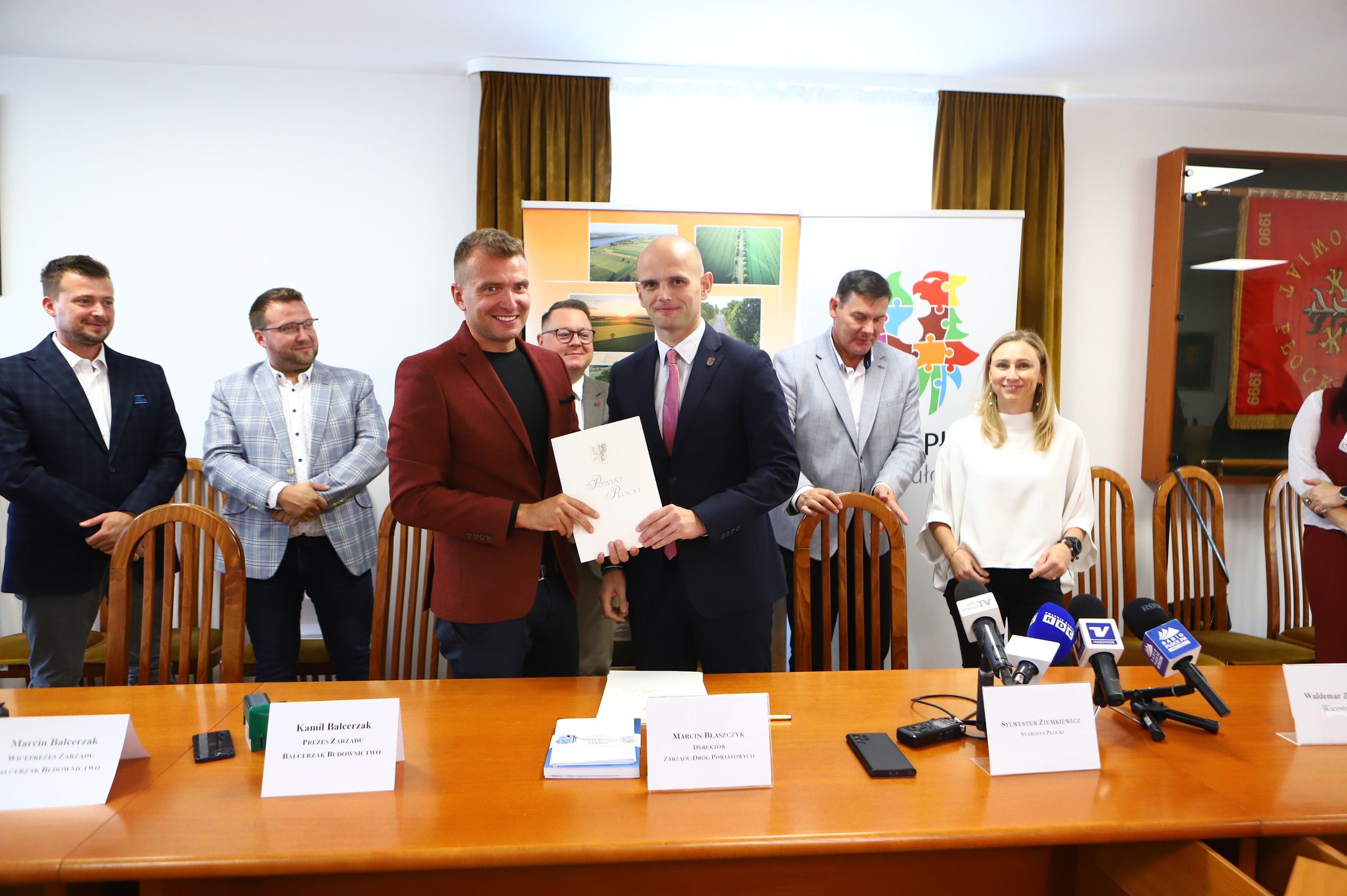 Oficjalne podpisanie umowy