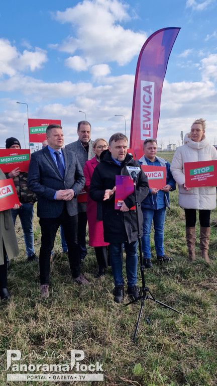 Konferencja prasowa Lewicy Płock dotycząca rozbudowy dróg