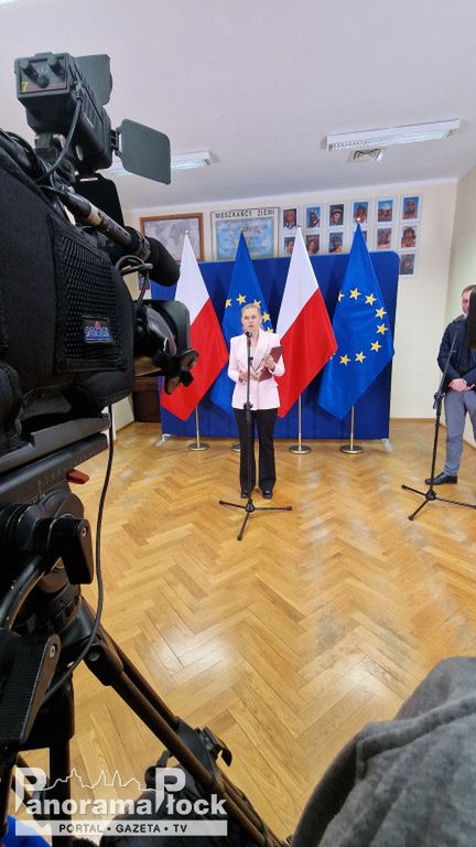 Wizyta Ministry Barbary Nowackiej w Małachowiance