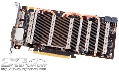 karta graficzna Zotac GTX 560 Destroyer DTC z częściowo zdjętym chłodzeniem
