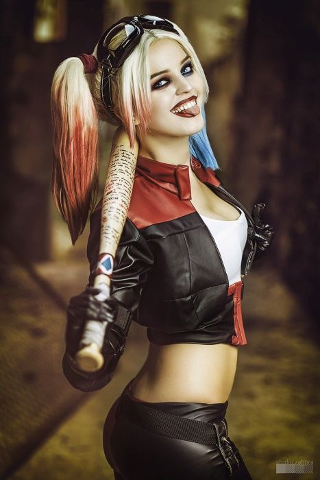 Injustice 2 cosplay