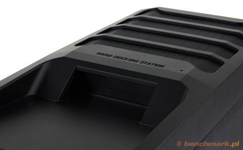 Zalman GS1200 - g&oacute;rna, zewnętrzna zatoka 3,5-cala