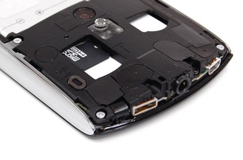 Sony Ericsson Xperia Neo bez klapki