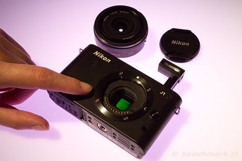 Nikon 1 J1 sensor CMOS