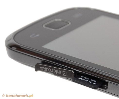 Samsung Galaxy Gio - sloty na karty