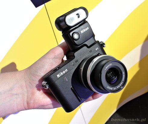 Nikon 1 V1 lampa