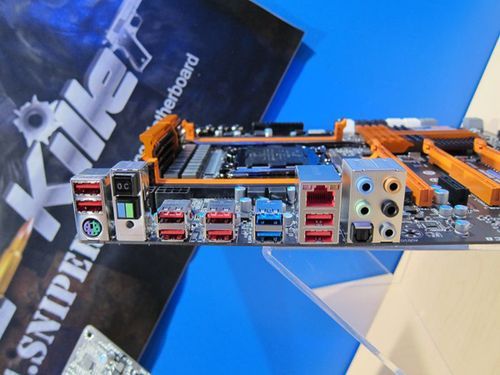 płyta gł&oacute;wna Gigabyte GA-X79-UD7 - tylny panel