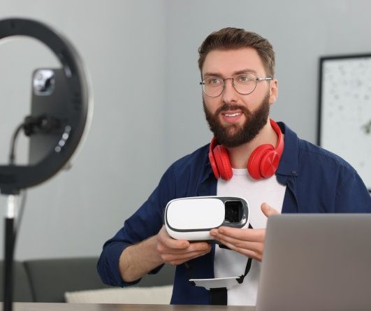 Prezent dla męża na święta – Technologiczny geek