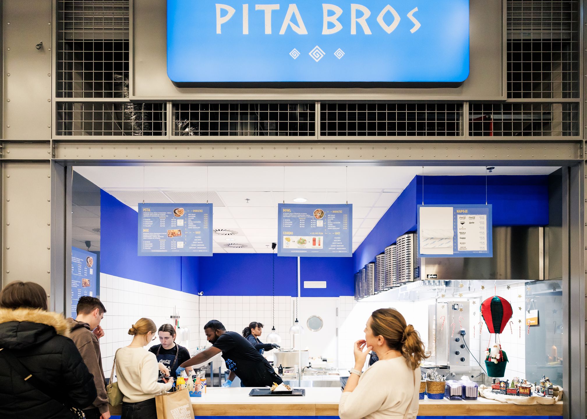 Parapetówka Food Hallu Stary Browar – Kulinarne gwiazdy i darmow