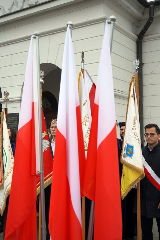 Obchody 11 listopada 