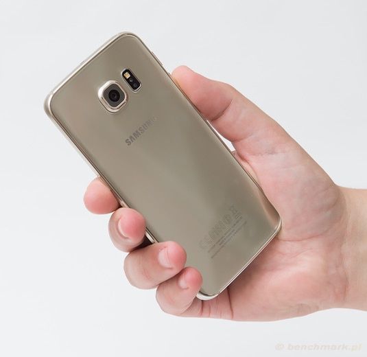 Samsung Galaxy S6 Edge dłoń