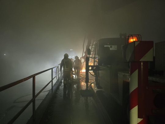 Potężny pożar dyskontu 