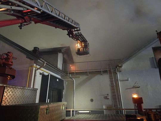 Potężny pożar dyskontu 