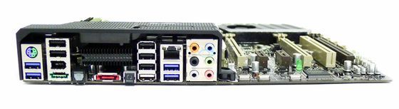tylny panel I/O w płycie gł&oacute;wnej ASUS Sabertooth X79