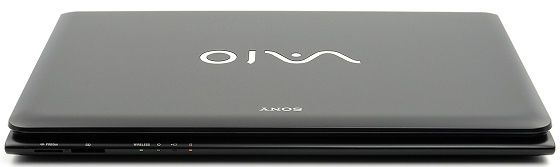 Sony SVE1713Y1EB laptop multimedialny obudowa widok