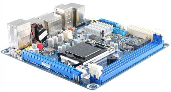 Intel Desktop Board DH77DF płyta główna zdjęcie widok z boku