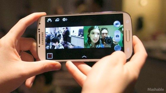 Smartfon Samsung Galaxy S4 aparat dual camera