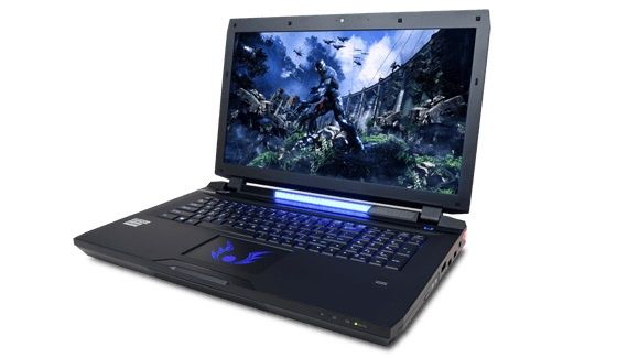 CyberPowerPC Fang Taipan M2 laptop gamingowy widok
