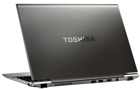 Toshiba Z930 ultrabook tyl