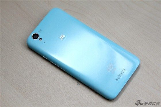 ZTE Geek smartfon tył