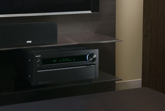 Onkyo TX-NR818 amplituner podstawa kina domowego