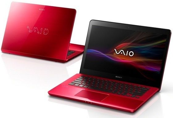 Sony Vaio Fit 14 Red Edition laptop widok