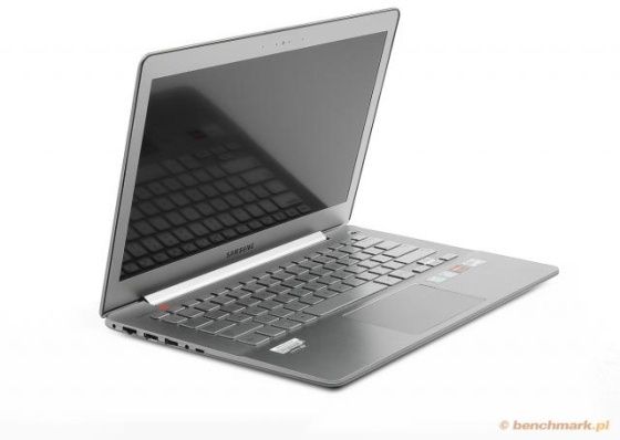 Samsung SERIES 7 ultrabook widok