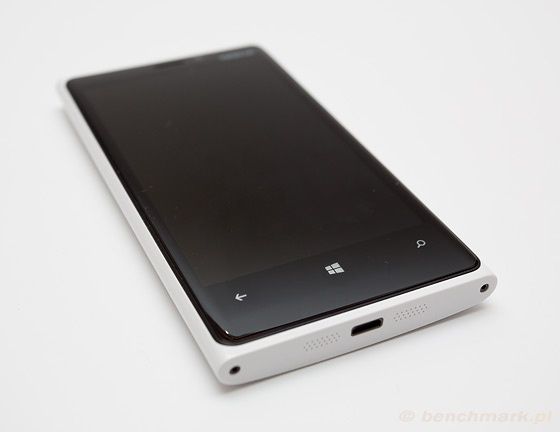 Nokia Lumia 920 - przyciski ekran