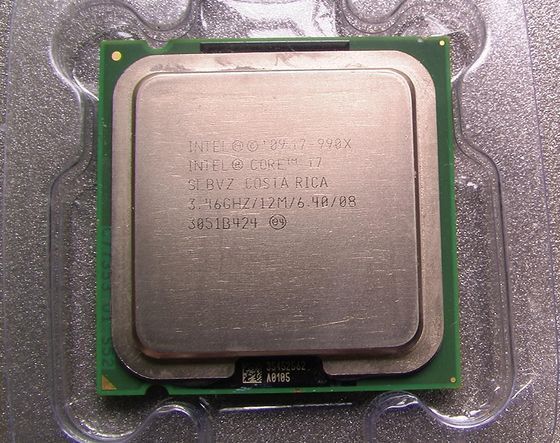 podrobiony procesor Intel Core i7 990X pasujący do gniazda LGA 775