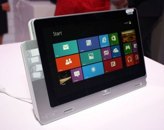 Acer TravelMate X313 ultrabook konwertowalny widok