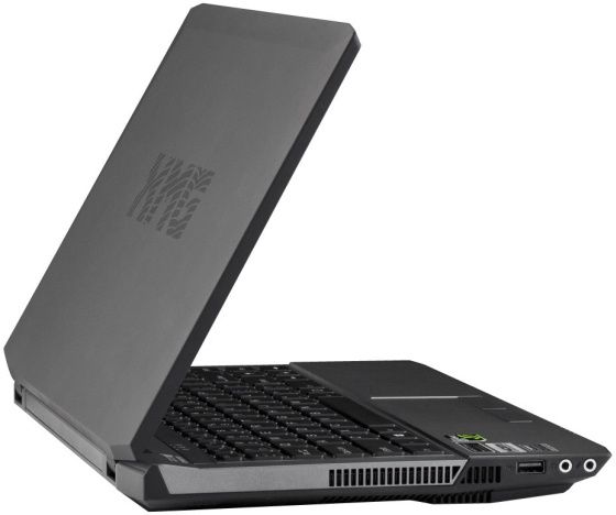 XMG 303 laptop gamingowy widok