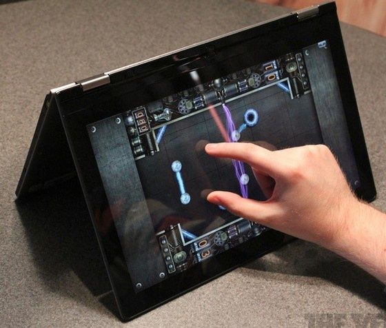 IdePad Yoga z multitouchem