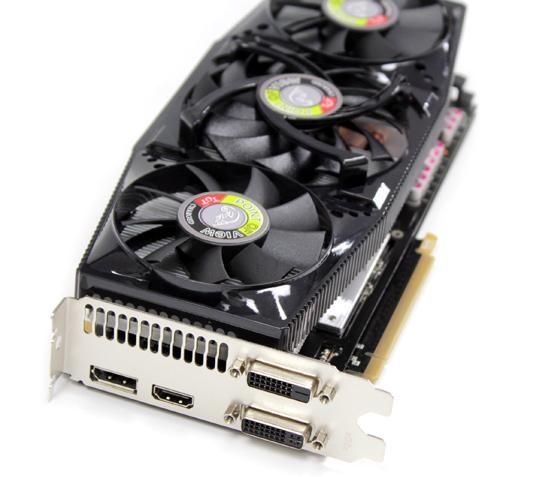 PoV/TGT GeForce GTX 680 4GB Ultra Charged karta graficzna zdjęcie śledź wyjścia wideo