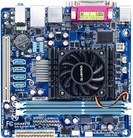 Gigabyte GA-E350N WIN8 płyta główna zdjęcie widok z góry