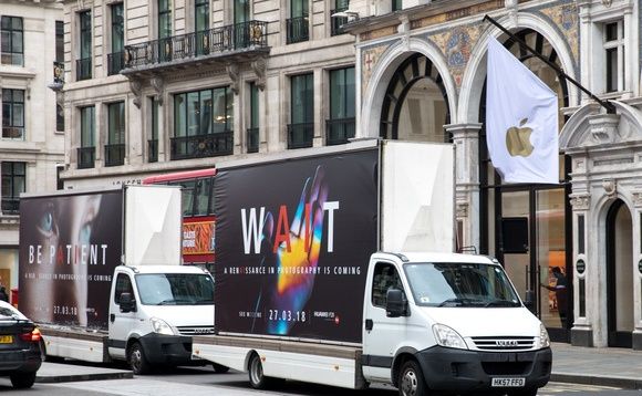 Huawei trolluje Apple i Samsunga