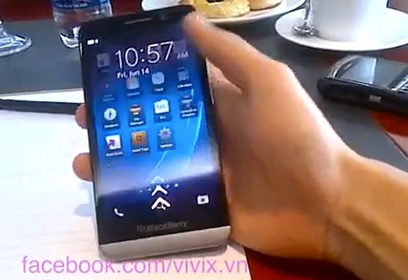 blackberry a10 aristo wygląd smartfon specyfikacja