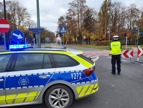 Patrole policji w czasie 1-3 listopada 