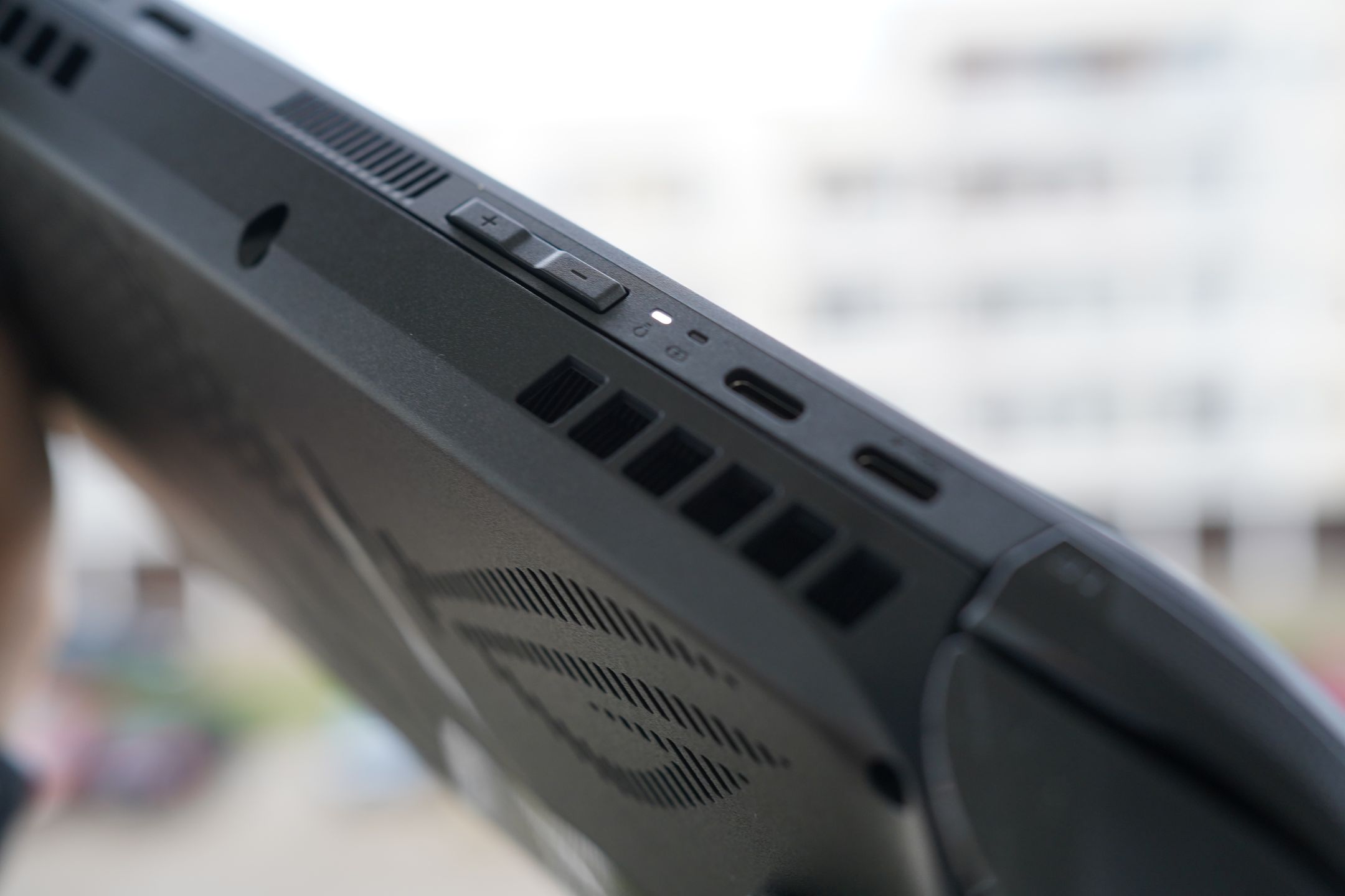 ASUS ROG Xbox Ally X
