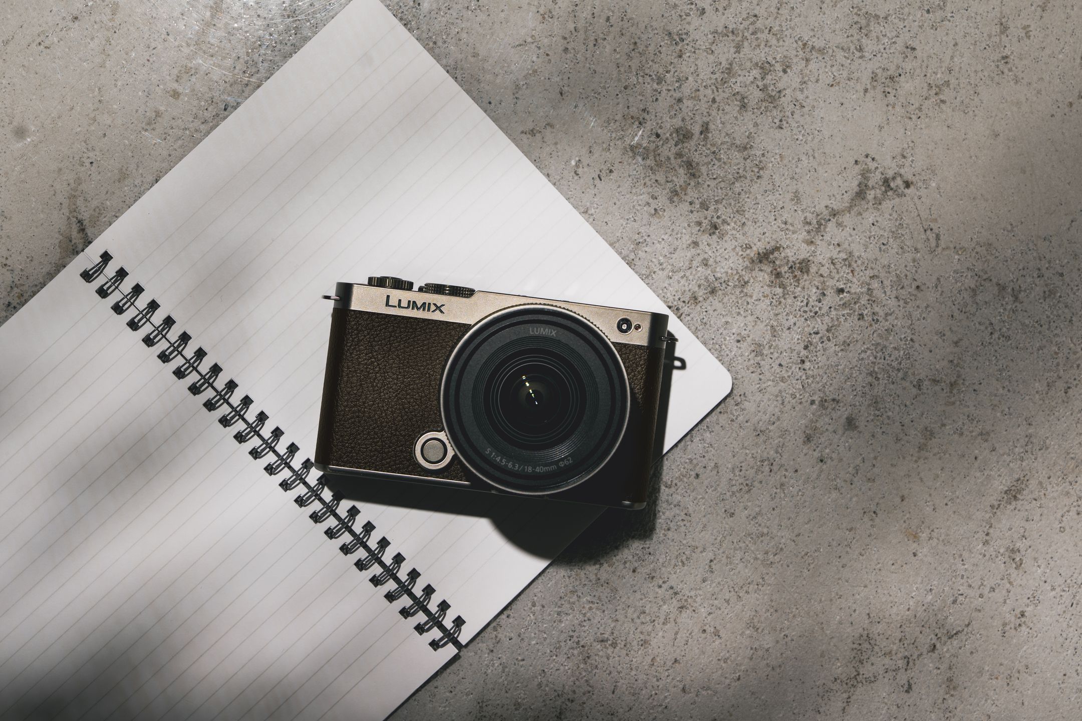 Lumix S9