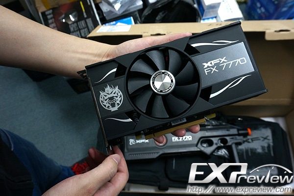 XFX Radeon HD 7770 Devil karta graficzna zdjęcie