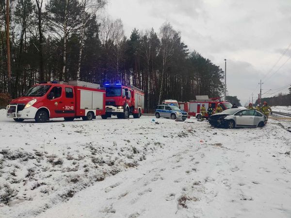 Zderzenie z szynobusem i podróż zakończona na przystanku [Zdjęcia]