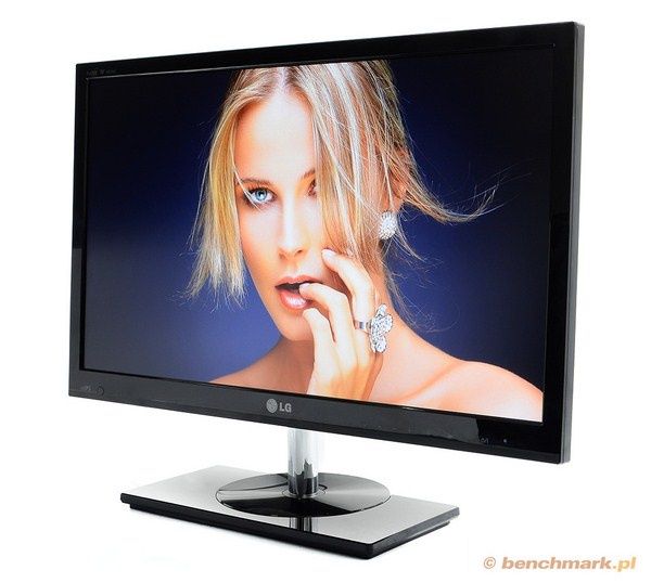 LG M2382D
