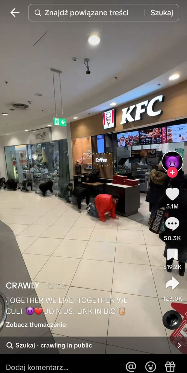 Ludzka Stonoga na żywo, czyli pełzające nastolatki